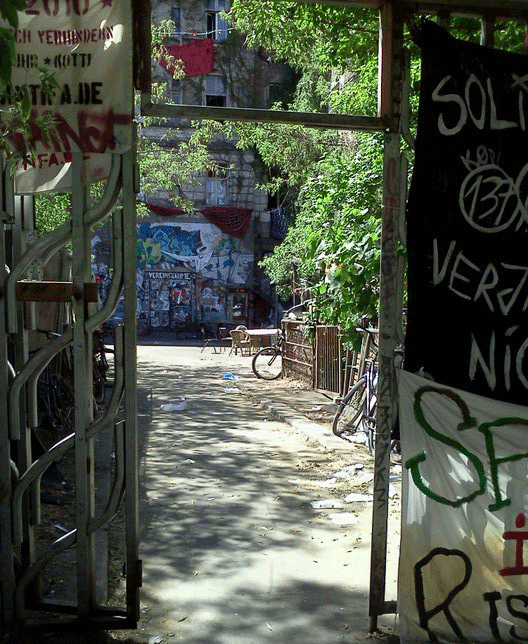 Berlin alley