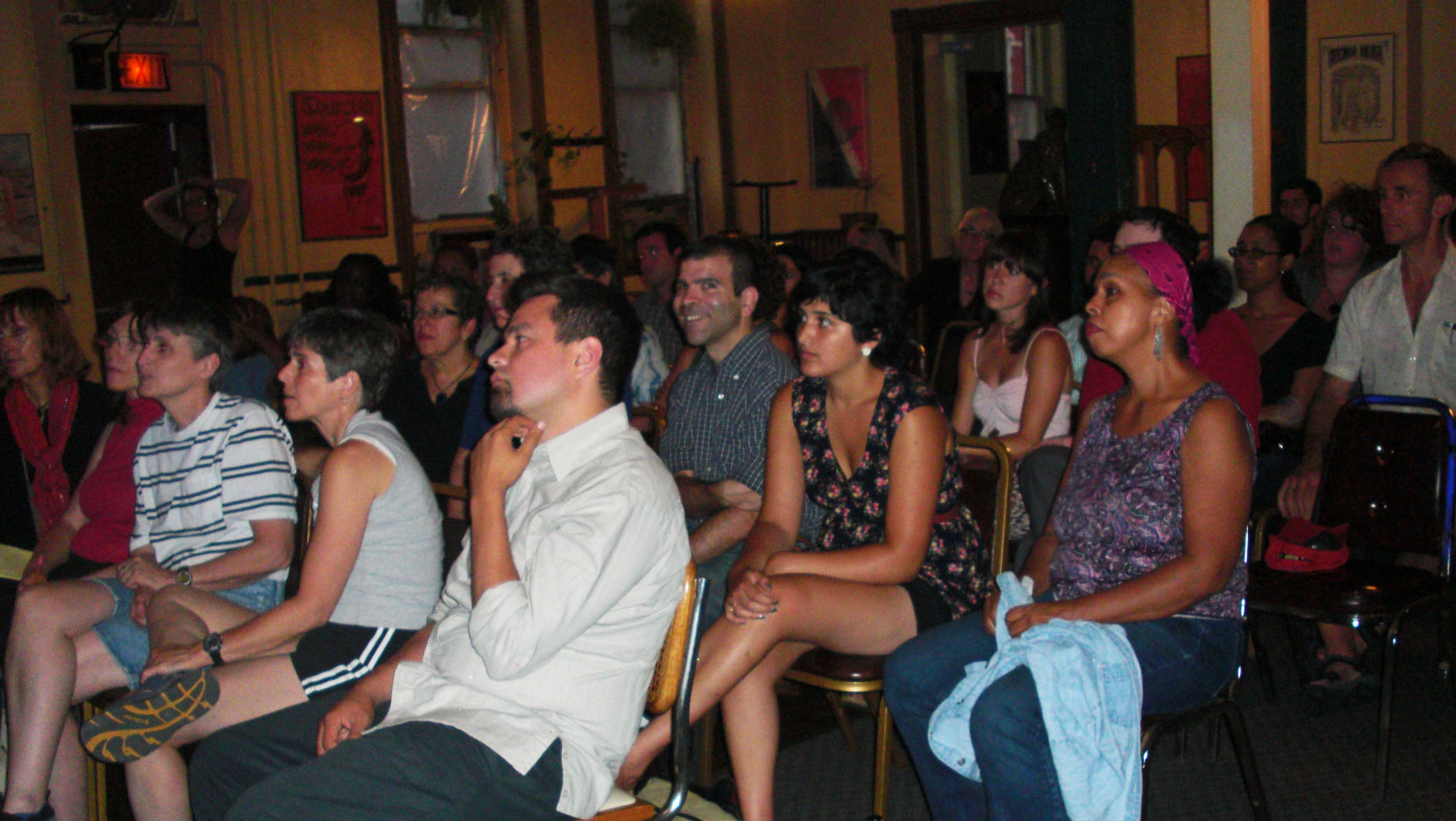 Bogota Change Audience at Decima Musa